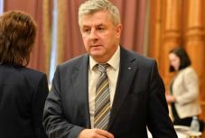 FRISSÍTVE – Elfogadták a btk.-módosításról szóló jelentést – törölték az alkotmányellenes cikkelyeket