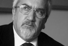 „Eloldom életem, halálra válok...” – Egyed Péterre emlékeztek Kolozsváron