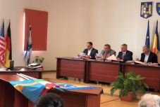 Mi a különbség jogilag a magyar és székely, illetve az amerikai, német és izraeli zászló között?