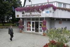 Erdélyi társulatok is versenyeznek Kisvárdán