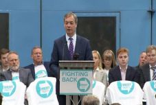 Brexit: a konzervatívok is Farage pártjára szavaznának az EP-választásokon