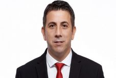 Újabb PSD-s képviselő igazolt át a Pro Románia párthoz