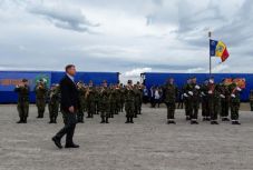 Szárazföldi erők napja: Johannis a katonák bátorságát és elhivatottságát méltatta