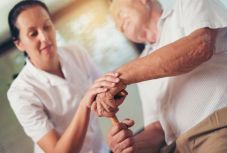 Áttörést értek el kanadai kutatók a Parkinson-kórban szenvedők kezelésében