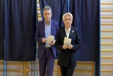 Részt vesz a népszavazáson Dăncilă, hacsak nem kap más pártutasítást