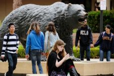 Több mint 900 embert helyeztek karanténba kanyaró gyanúja miatt Los Angelesben