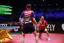 Asztalitenisz-vb: közel a csoda, Ovidiu Ionescu aranyért állhat asztalhoz