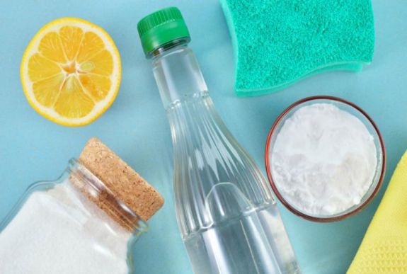 Öt természetes tisztítószer a konyhából