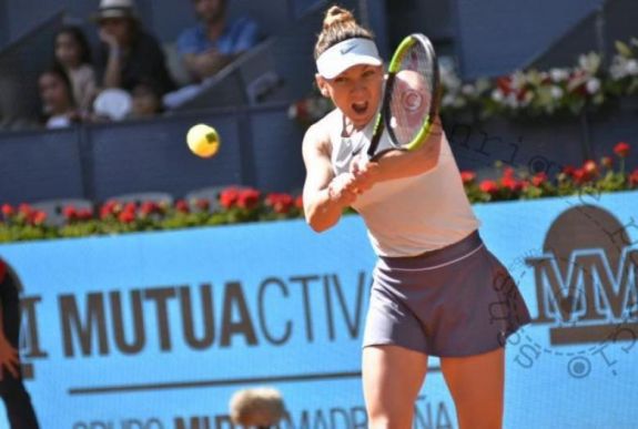 Halep, Buzărnescu és Cîrstea is bejutott a madridi torna második fordulójába
