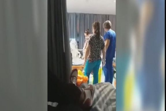 FRISSÍTVE – Vizsgálatot indított a nép ügyvédje a betegeket sértegető ápolónők ügyében