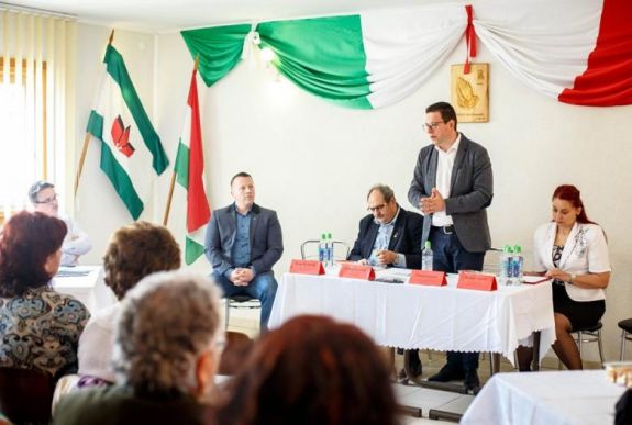 Vincze Loránt: nem levenni akarjuk a román feliratokat, hanem melléhelyezni a magyar nyelvűt