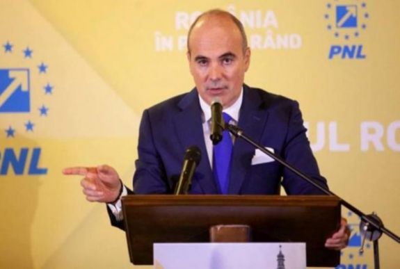 Rareş Bogdan (PNL): A PSD egy szót sem szól az úzvölgyi katonai temetőben történtekről