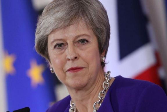Brexit: Theresa May „új, merész javaslatot