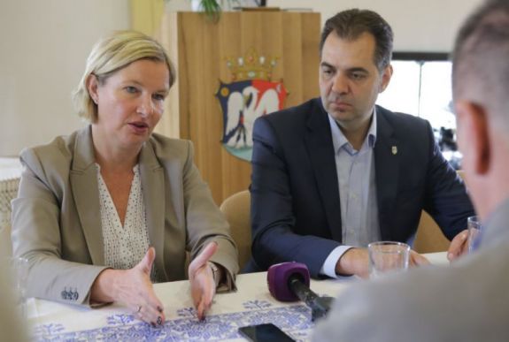 Hegedüs Csilla: a választásokat nélkülünk is megtartják, de nemzeti ügyünkké csak mi alakíthatjuk