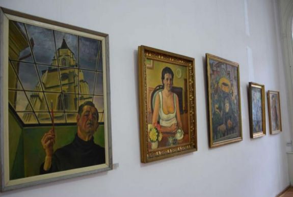 Színes pillanatképek egy sötét korból – Balázs Péter kiállítás nyílt a Bánffy-palotában