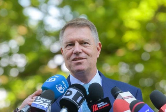 A pártokkal konzultálna az államfő a referendum eredményének gyakorlatba ültetéséről