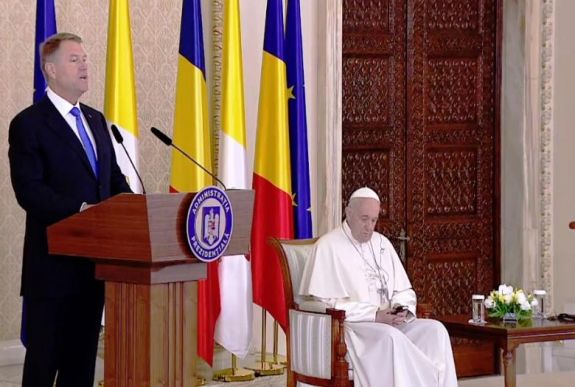 Johannis: a pápai diplomácia a béke és egyensúly megteremtését segíti elő