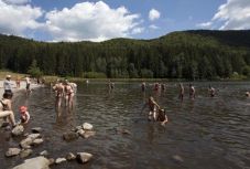 Nagyobb védelmet kap a Szent Anna-tó – mutatjuk a változásokat