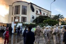 Újra lecsapott az Iszlám Állam: legalább kilenc katona meghalt