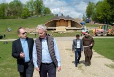 Budapest félmillió euróval támogatja a csíksomlyói pápai mise előkészületeit