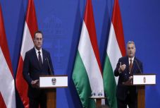 Orbán Viktor: Magyarország a déli határszakaszán Ausztria határát is védi