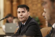 Megszavazta a parlament két háza az új alkotmánybírákat: mindkettő a PSD jelöltje