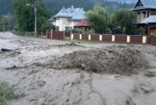 Megáradhatnak az erdélyi folyók az esőzések miatt