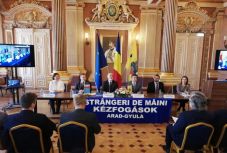 Huszonöt éves idén Arad és Gyula testvérvárosi kapcsolata