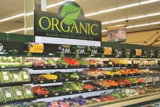 Csökkentenék a bio és hagyományos termékek áfáját