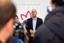 Kelemen Hunor: a román hatóságok felelőssége az úzvölgyi kegyeletsértés megfékezése