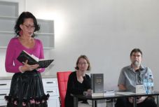 Kinde Annamária gyűjteményes verseskötetét mutatták be Nagyváradon