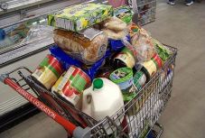 INS: nőttek az élelmiszerárak, emelkedett az infláció áprilisban