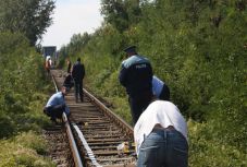 Tragédia Szatmárnémetiben: egy kamaszlányt gázolt halálra a vonat