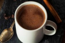 Így készítsen diétás forró csokit