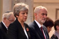 Június elején az alsóház elé terjeszti a kormány a Brexit-törvénytervezetet