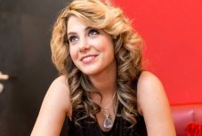 Nem tudja eltartani magát Tóth Andi, az X-Faktor nagyváradi győztese