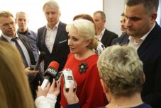 Dăncilă visszautasítja Timmermans fenyegetését a 7-es cikk szerinti eljárással