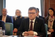 Munkaügyi miniszter: szeptembertől biztosan nő a nyugdíjpont értéke