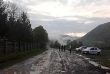 Állandó a rendőri jelenlét az Úz-völgyében – a román ultrák támadásától tartanak