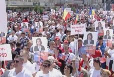 Botrányos: jelszót kért a rendőrség az autósoktól a PSD-nagygyűlés miatt lezárt városban