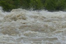 Piros jelzésű árvízriadó van érvényben Beszterce-Naszód megyében