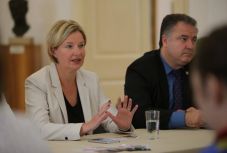 RMDSZ-kampányzáró Kolozsváron: ott kell lennünk, ahol rólunk döntenek