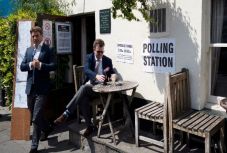 EP-választás Nagy-Britanniában a Brexit árnyékéban: sok külföldi nem szavazhatott