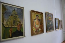 Színes pillanatképek egy sötét korból – Balázs Péter kiállítás nyílt a Bánffy-palotában