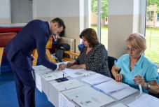 Brüsszeli mandátumra cseréli az aradi polgármesteri széket Gheorghe Falcă