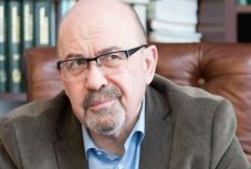 Markó Béla új verseskötetét mutatják be Marosvásárhelyen