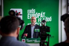 Kelemen Hunor: az RMDSZ feltételekkel támogatna egy bizalmatlansági indítványt