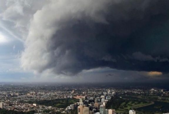 Elsőfokú viharriadó van az ország déli részében és a hegyvidéken