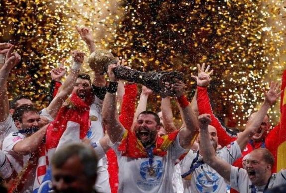 Férfi kézi: negyedik BL-döntőjét is elveszítette a Veszprém