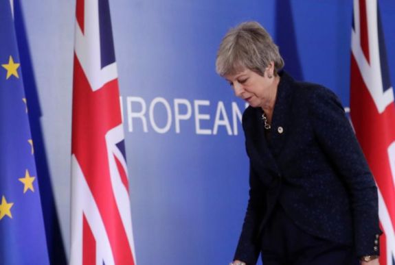 Theresa May távozott a Konzervatív Párt éléről